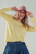 Load image into Gallery viewer, Urban Daizy - Soft Viscose Blend Crewneck Knit Pullover
