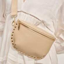 Load image into Gallery viewer, Moda Luxe - Gizelle Belt Bag
