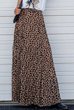 Load image into Gallery viewer, LEOPARD ANIMAL PRINT PLEATED MIDI SKIRT: LEOPARD / S-2/M-2/L-2
