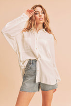 Load image into Gallery viewer, 879AK Delilah Shirt: Black / L / Top
