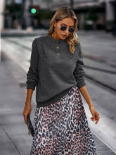 Load image into Gallery viewer, SZ1-TP8322 Quarter Button Sweatshirt: Grey / L
