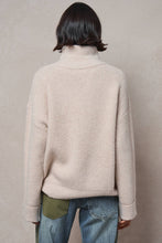 Load image into Gallery viewer, Urban Daizy - Relaxed Waffle Knit High Neck Sweater
