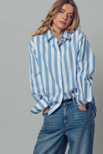Load image into Gallery viewer, Urban Daizy - Oversized Stripe Button Down Collared Shirt
