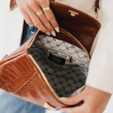 Load image into Gallery viewer, Pretty Simple - Elena Croc Embossed Crossbody
