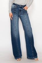 Load image into Gallery viewer, ARTEMIS VINTAGE - ECO FABRIC HIGH RISE RELAXED FLARE JEANS
