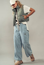 Load image into Gallery viewer, Haven Puffer Vest: OLIVE / S-2/M-2/L-2
