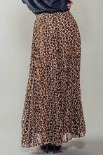 Load image into Gallery viewer, LEOPARD ANIMAL PRINT PLEATED MIDI SKIRT: LEOPARD / S-2/M-2/L-2

