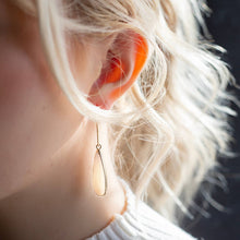Load image into Gallery viewer, Lenny &amp; Eva - Intentions Earrings, Teardrop Pearl
