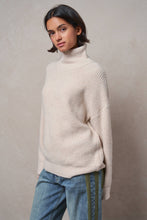 Load image into Gallery viewer, Urban Daizy - Relaxed Waffle Knit High Neck Sweater
