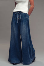 Load image into Gallery viewer, Urban Daizy - Pleated Wide-Leg Button Closure Pants

