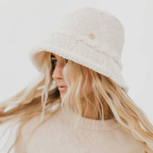 Load image into Gallery viewer, Slope Style Quilted Fur Trim Bucket Hat: Taupe
