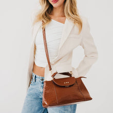 Load image into Gallery viewer, Pretty Simple - Elena Croc Embossed Crossbody
