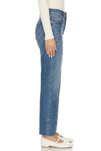 Load image into Gallery viewer, ARTEMIS VINTAGE - TUMMY CONTROL HIGH RISE STRAIGHT LEG JEANS
