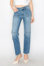 Load image into Gallery viewer, ARTEMIS VINTAGE - WESTERN DETAILING HIGH RISE STRAIGHT LEG JEANS
